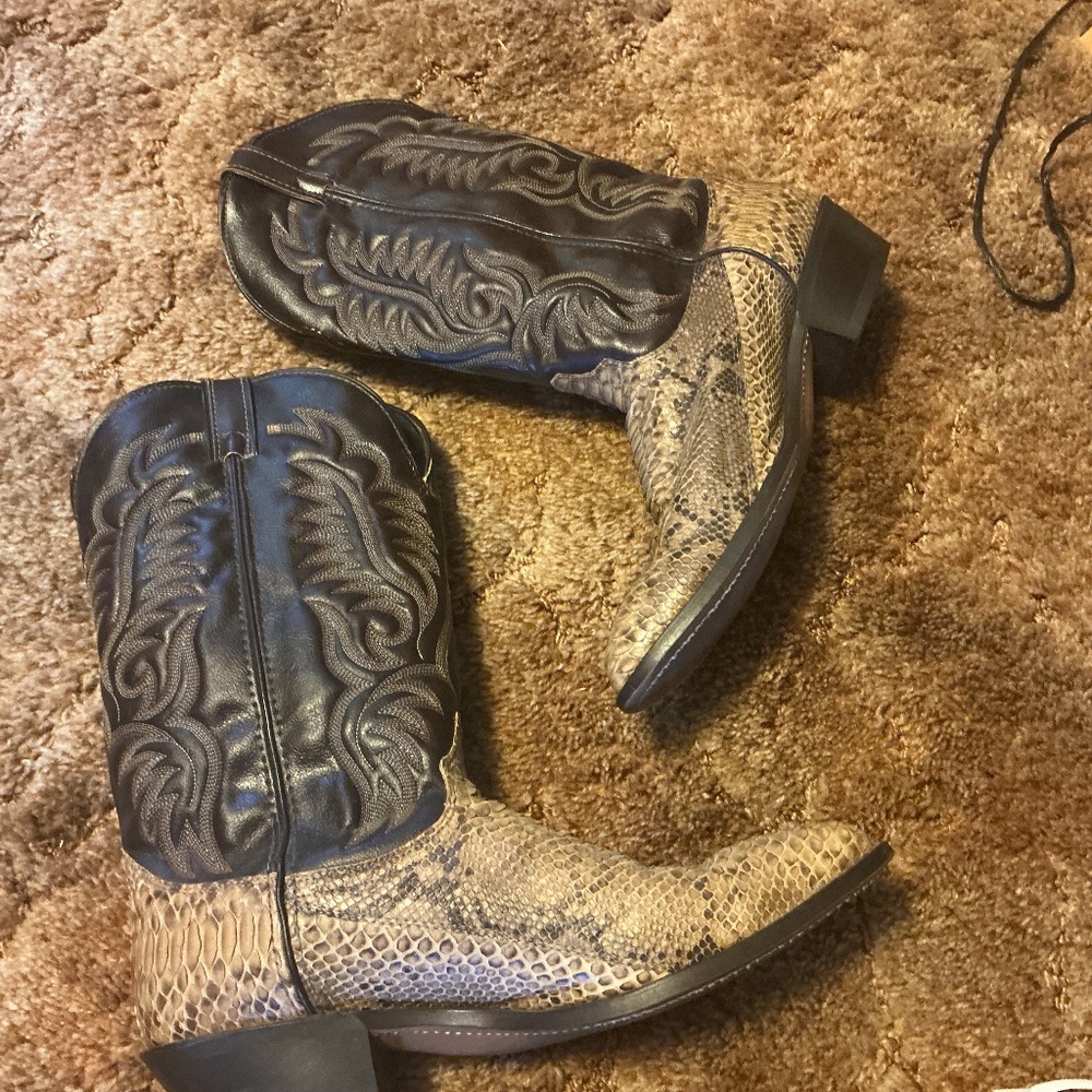 LAREDO cowboy men boots size 13 snake skin